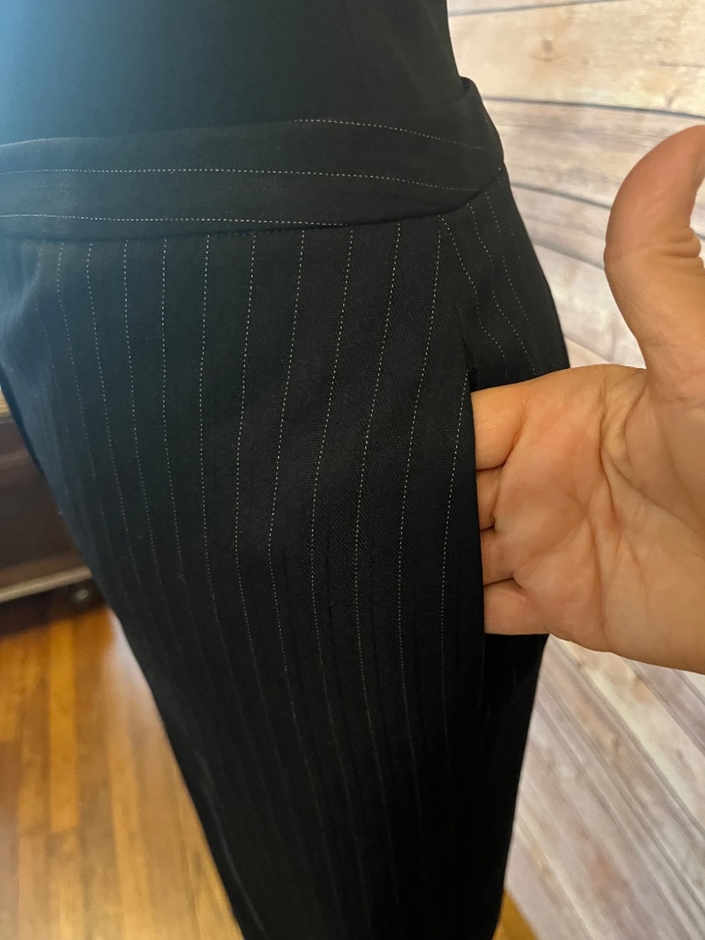 Tahari ASL Black Pinstripe Pantsuit 2 Button Blazer Flat Front Pants 6 MINT $278 - Picture 8 of 15